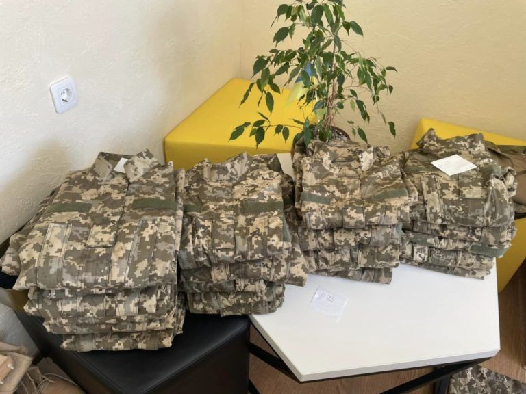 Женская военная форма