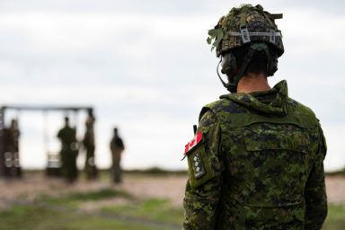 Фото к: Как канадец защищал Киев – история Майкла с позывным Санта