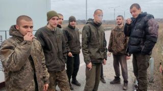 Обмін полоненими 24 листопада: 50 військових повернули з полону в Україну