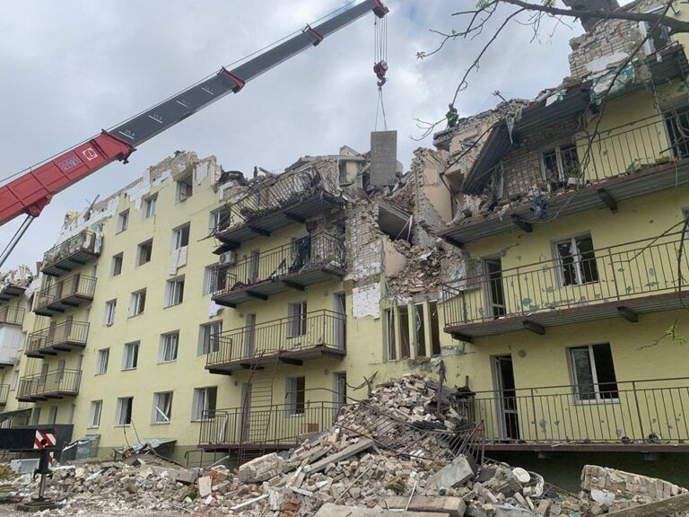 Фото до: Що таке воєнний злочин