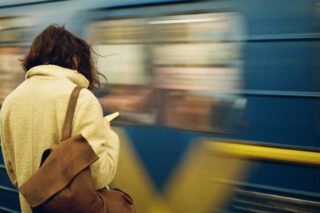 зарядки в метро