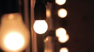 У Києві відключатимуть світло у всіх будинках: що відомо