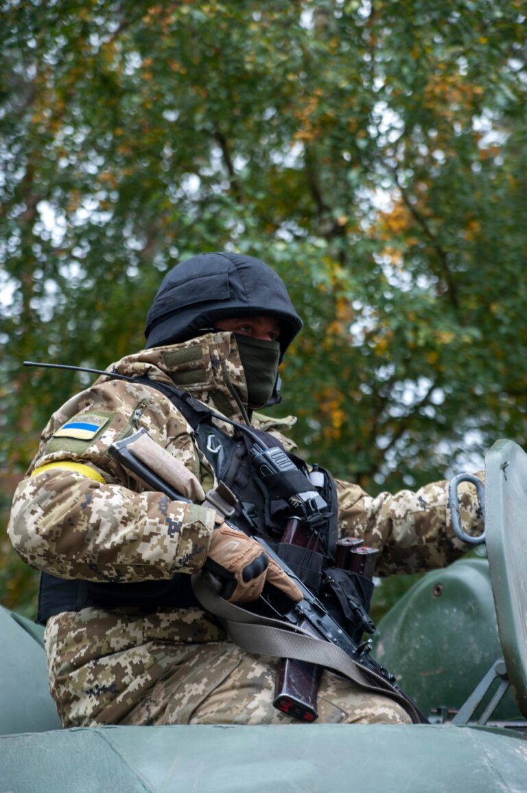 Військові