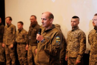В Україні готують два фільми про війну разом з військовими