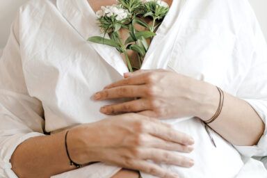 Догляд за шкірою під час вагітності - поради експертів