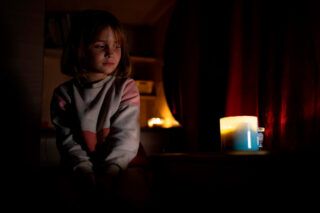 Історії Українських дітей, які живуть у темряві та холоді