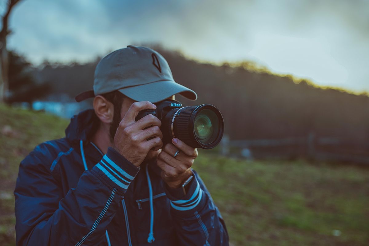 Історії фотографі, які знімають похорони військових