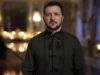 Мы сражаемся с чертами и выносим мусор из нашего дома! Поздравления Зеленского с Рождеством 2023