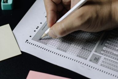 вступні іспити у 2023 році