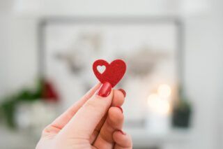 Ідеї манікюру на день Святого Валентина — яскрава добірка