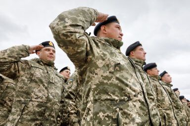 Маєш бронь але отримав повістку