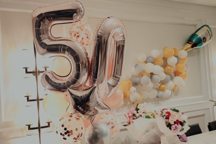 Привітання з 50-річчям жінці у віршах та прозі