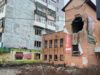 Пекельний Бахмут. 200 дітей досі перебувають в місті — чому так