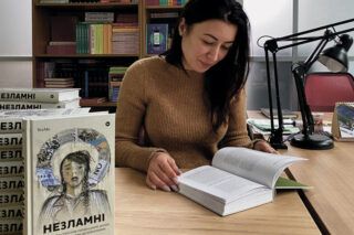 Вікторія Покатіс - Незламні: про що книга та де її купити