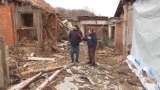 Як виживають старовіри під обстрілами у Харківській області