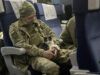 Херсон — Бахмут — Киев: военный привез с собой “фронтового” кота