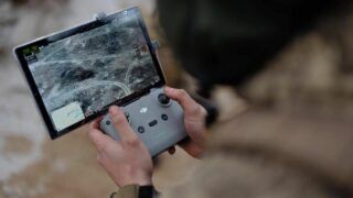 Українські дрони-камікадзе: як працюють та вартість