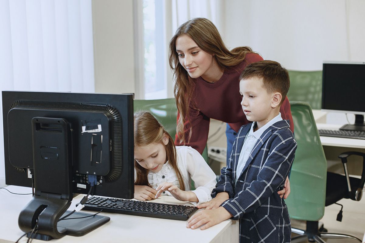 Платформа для дітей для вивчення цікавих фактів про Україну