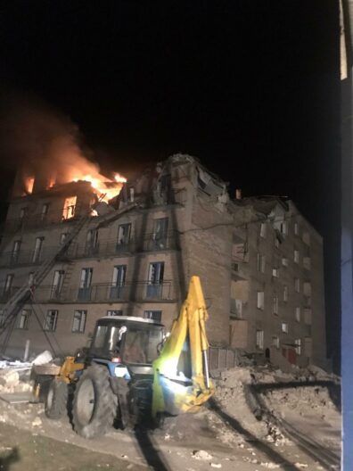 Нічна атака дронами на Київщину. Четверо загиблих, постраждала дитина — що відомо