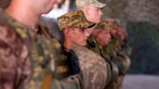 Мобілізація в Україні 2023: що відбувається після вручення повістки