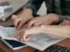 Коммунальные тарифы, пенсии, платежи нового поколения — какие изменения ждут украинцев в апреле