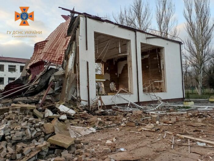 Обстріл гімназії у Запорізькій області 3 квітня: що відомо про наслідки