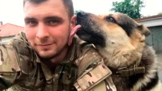 Історія дружби військового та пса з Авдіївки