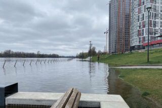 Вода вышла из берегов! В каких районах Киева зафиксировано подтопление — фото