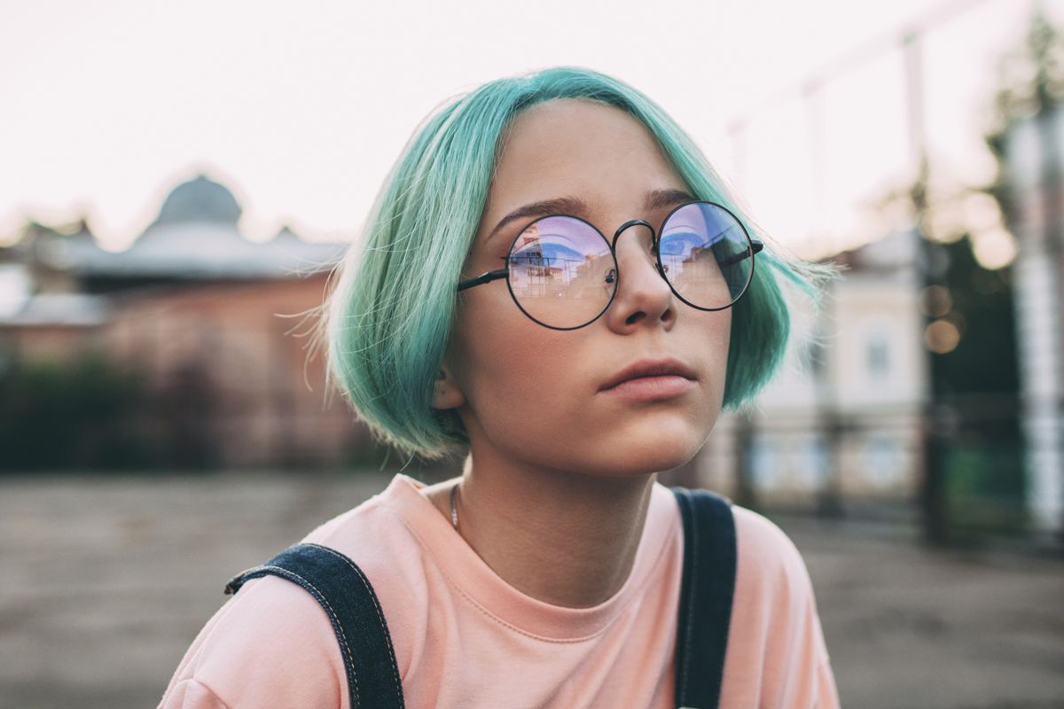 Підлітки під час війни