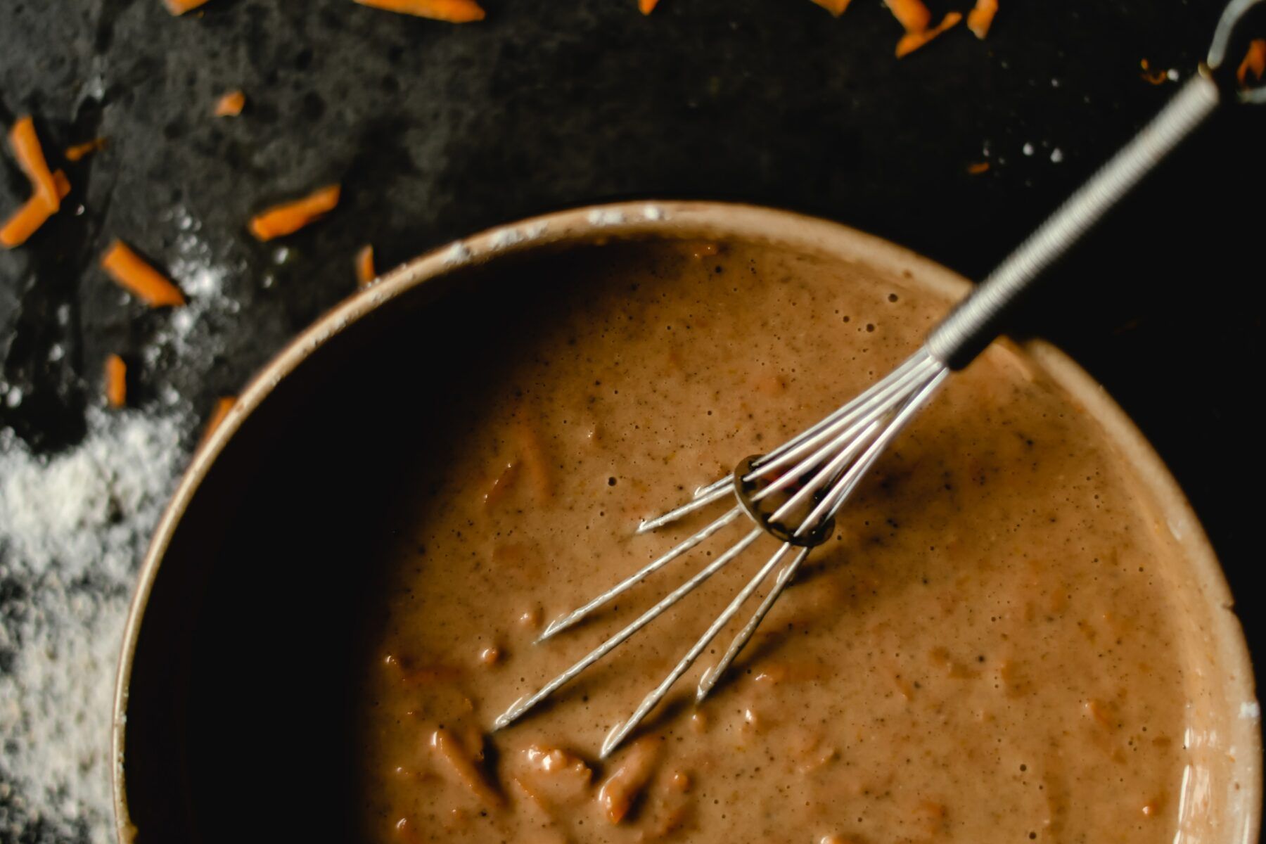 Фото к: Приготовление вафельных трубочек со сгущенкой