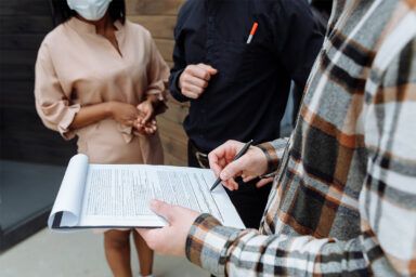 повістки через родичів