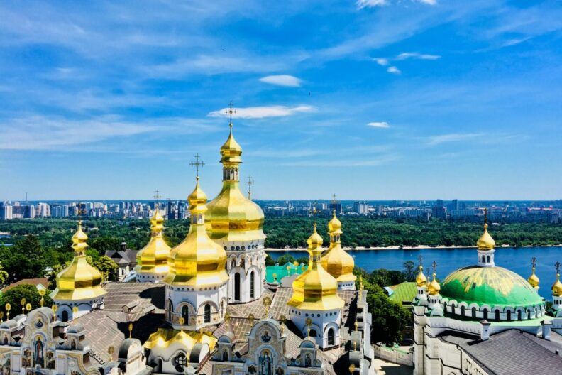 ПЦУ затвердила перехід на новий календар: що зміниться
