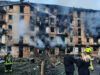 Стояли и смотрели, как горит их дом… День траура в Кривом Роге после российской атаки