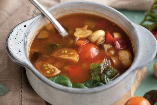 Как приготовить варенье из груш в домашних условиях: три рецепта с лимоном и имбирем