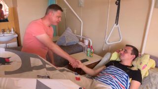 Чоловік врятував з-під завалу лікаря