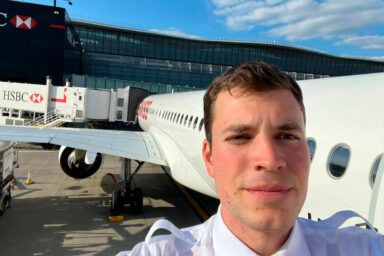 Всесвітній день бортпровідника цивільної авіації - один день зі стюардом