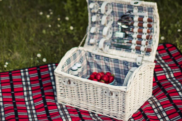 що їсти на пікніку в англійському стилі