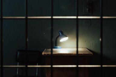 Катівні у Херсоні: докази причетності росіян до катувань людей