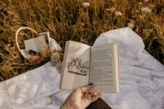 Книжкові новинки серпня: що цікавого прочитати