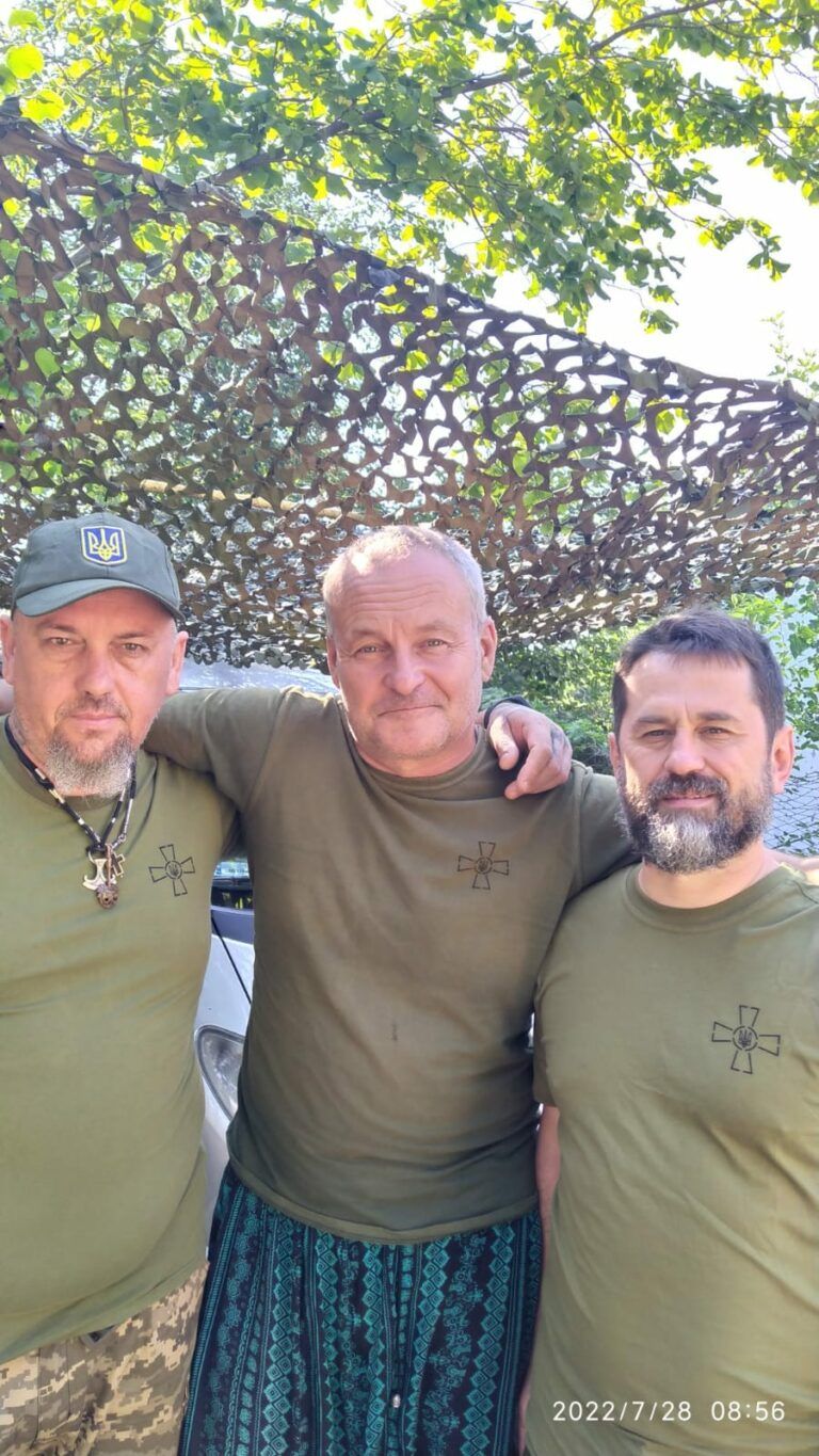 Волошенюк і Снігуровський