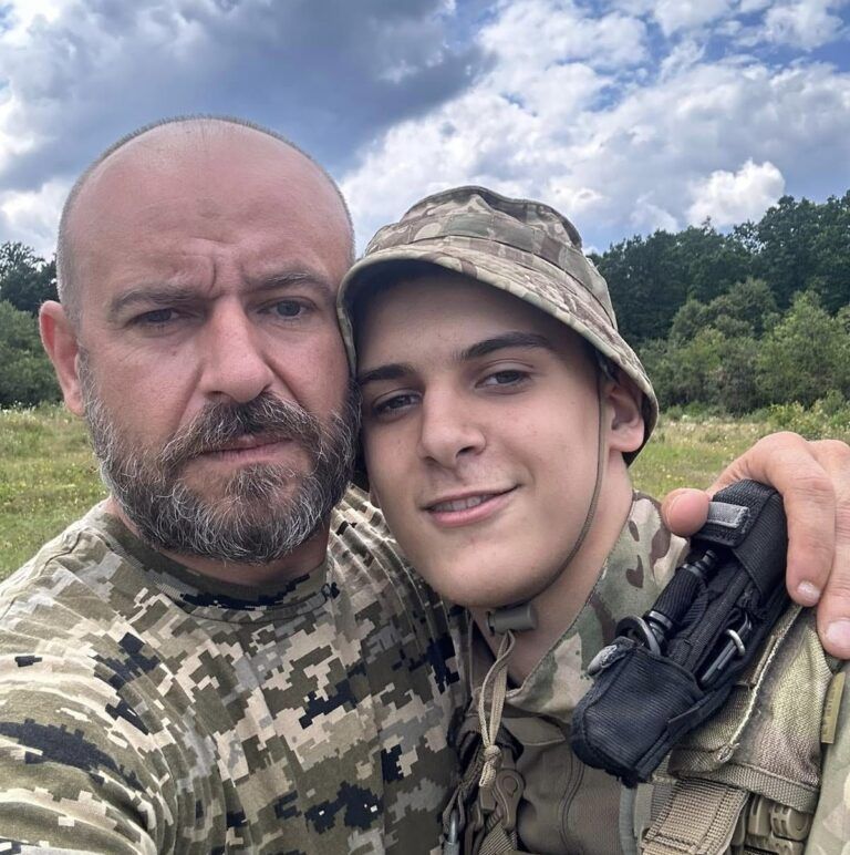 сделал дрон