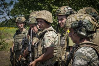 Чи можуть обмежено придатного відправити на передову