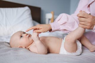 чому новонароджений гикає