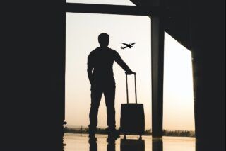 Будут возвращать или нет? Что будет с уклонистами, подделавшими документы для выезда за границу