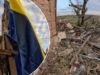 Сине-желтая надежда над руинами. Как военные устанавливали украинский флаг в освобожденной Андреевке