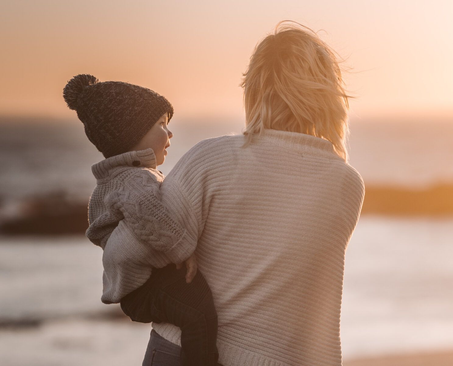 Почему у украинок отбирают детей