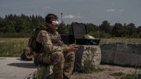 Залітають у глибокий тил ворога: як аеророзвідка нищить техніку росіян