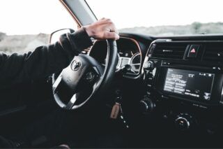 Водійське посвідчення з доставкою за кордон — нова послуга від уряду