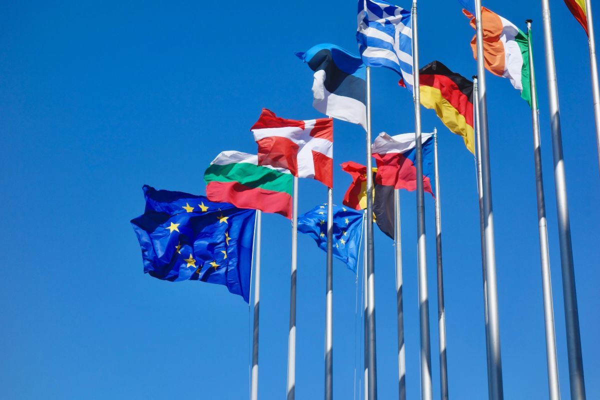 Тимчасовий захист для українців продовжили до березня 2025 — що відомо