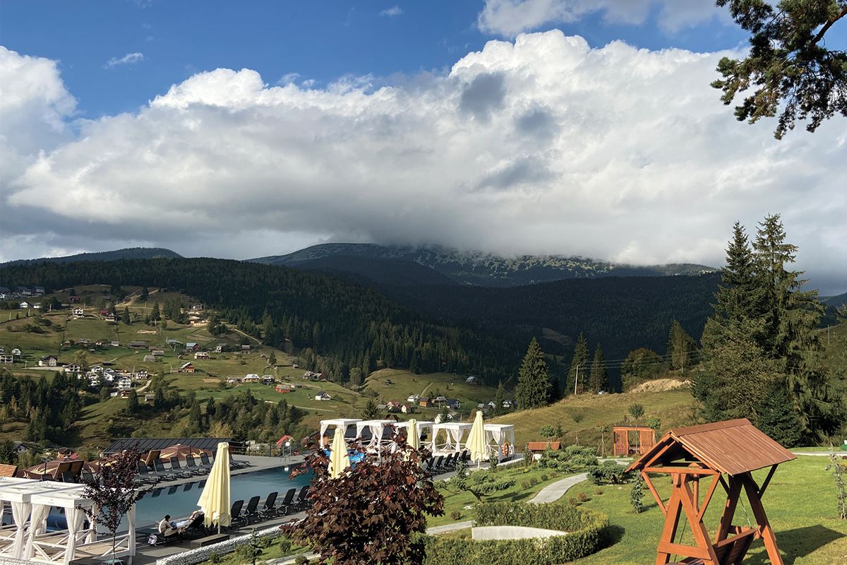 Phoenix Relax Park - де відпочити в Карпатах в Україні